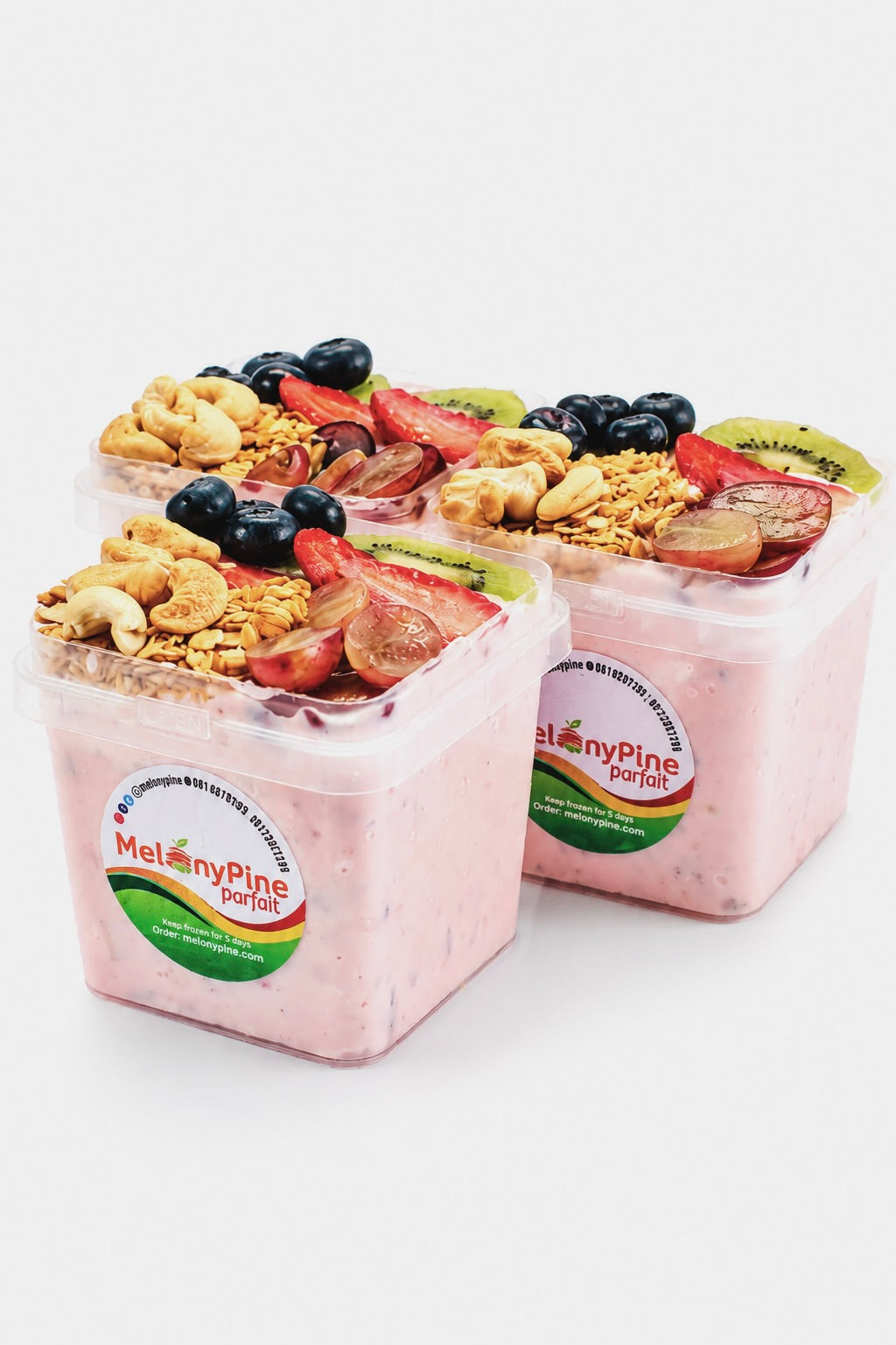 3 Bowls of 500ml Scarlett Berry Parfait