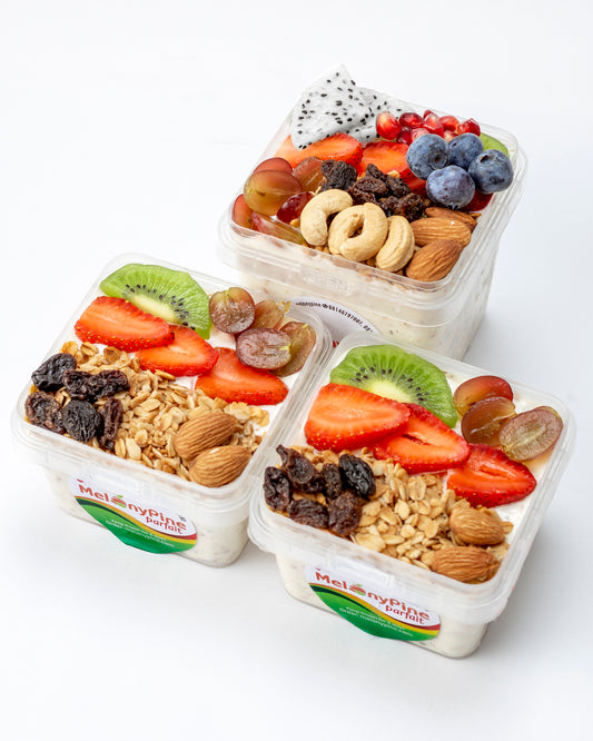 1 bowl of 500ml Tropical Deluxe Parfait and 2 bowls of 330ml Exotic Berry Parfait