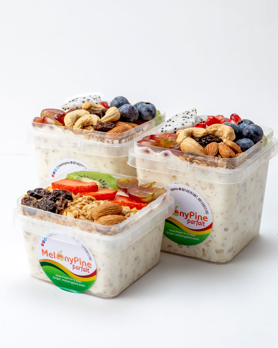 2 bowls of 500ml Tropical Deluxe Parfait and 1 bowl of 330ml Exotic Berry Parfait