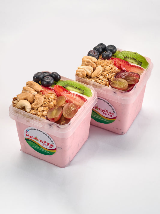 2 Bowls of 500ml Scarlett Berry